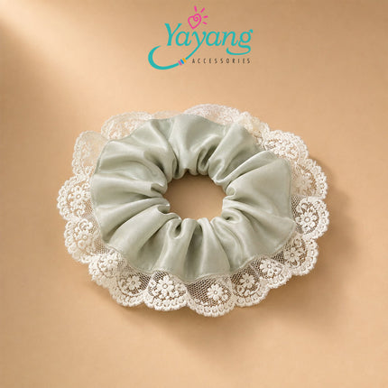 Yayang Scrunchie Satin Premium Kombinasi Renda Floral