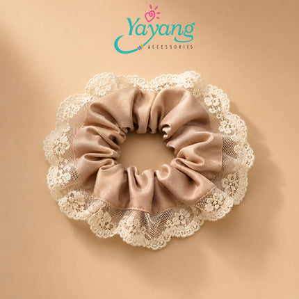 Yayang Scrunchie Satin Premium Kombinasi Renda Floral
