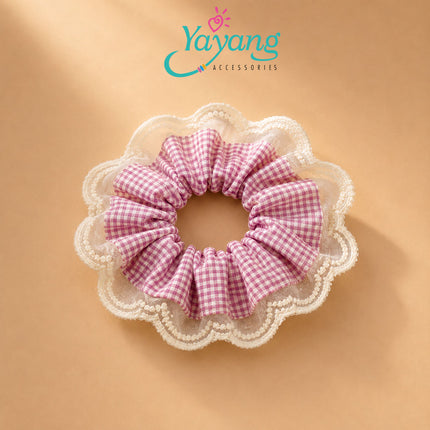Yayang Scrunchie Ikat Rambut Motif Gingham Aksen Renda