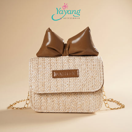 Yayang Tas Selempang Anyaman Jerami Straw Woven Bag Aksen Pita Kulit & Rantai Emas