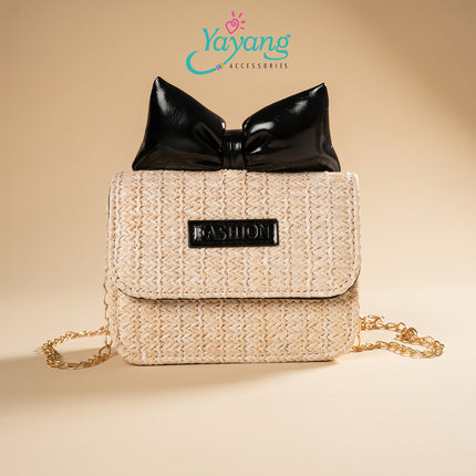 Yayang Tas Selempang Anyaman Jerami Straw Woven Bag Aksen Pita Kulit & Rantai Emas