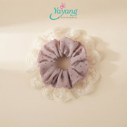 Yayang Scrunchie Ikat Rambut Motif Gingham Aksen Renda