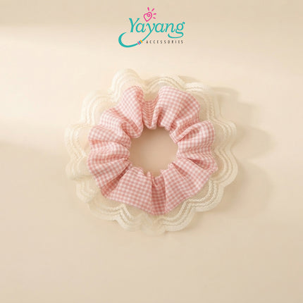 Yayang Scrunchie Ikat Rambut Motif Gingham Aksen Renda