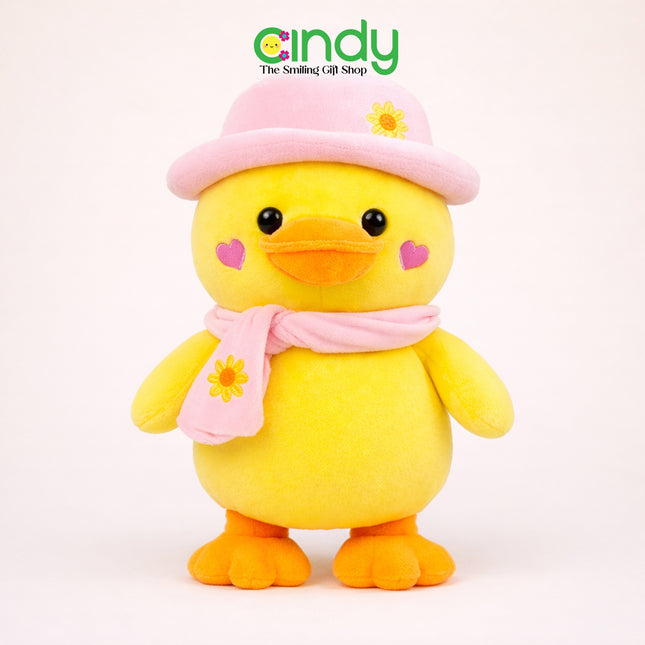 Cindy Boneka Bebek Pierre Lucu Lembut – Duck Plush Kuning dengan Topi & Syal Pink untuk Kado Anak