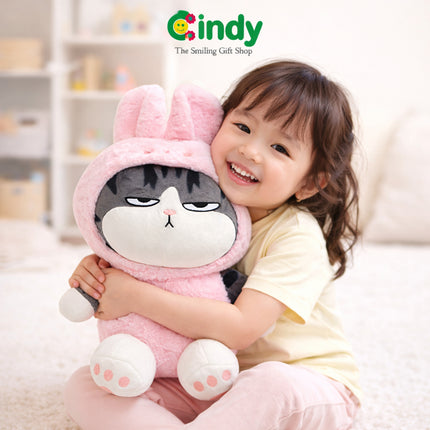 Cindy Grumpy Cat Furyu Lucu Plush Toy – Boneka Kucing Kostum Bunny Pink Lembut untuk Kado & Koleksi