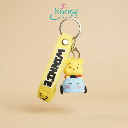 Yayang Gantungan Kunci Boneka Beruang Pooh Lucu Keychain Tas Ransel Aksesoris Kunci Mobil Character Bear Cute Pooh